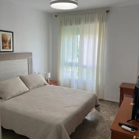Apartament Holidays *